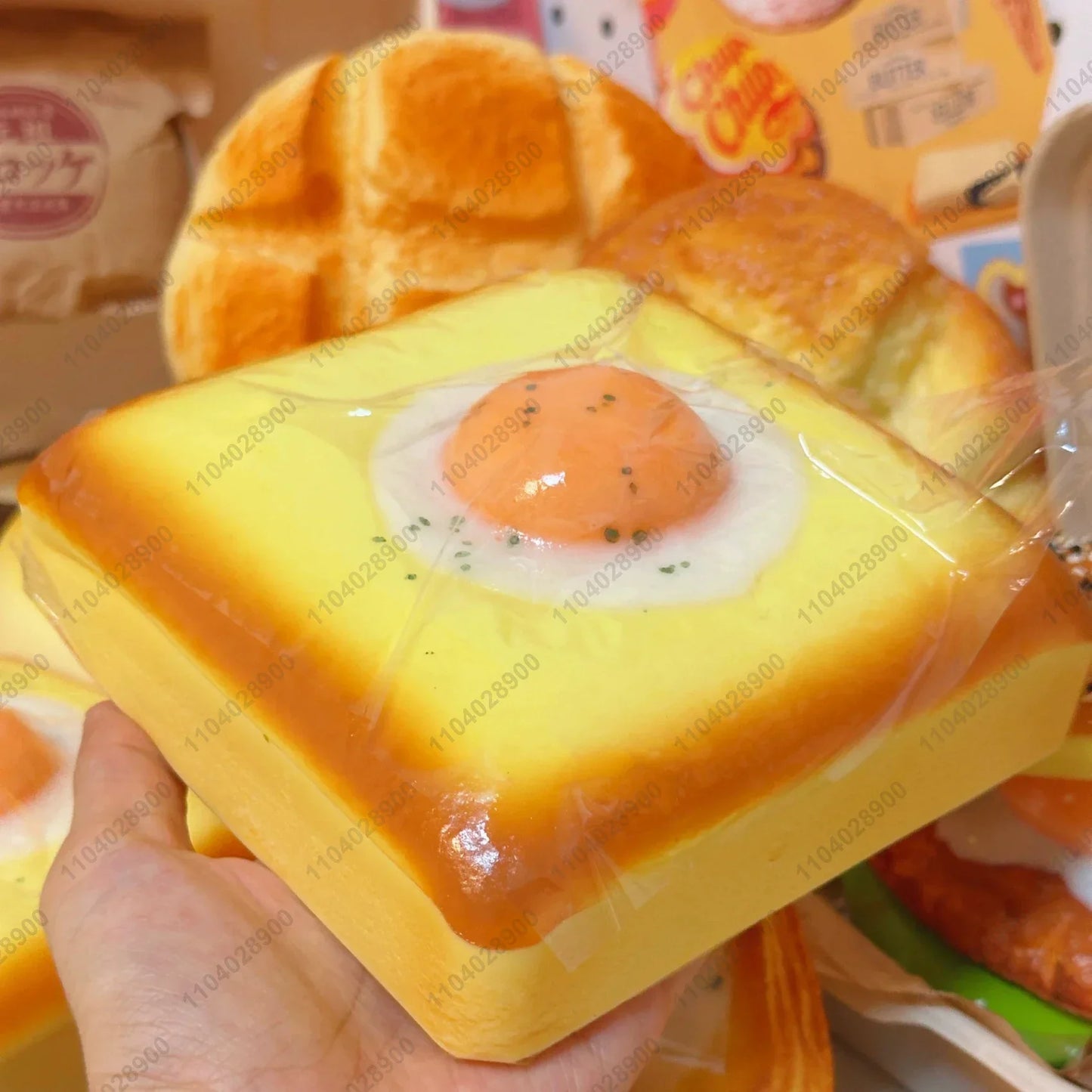 EGG TOAST SQUISHY